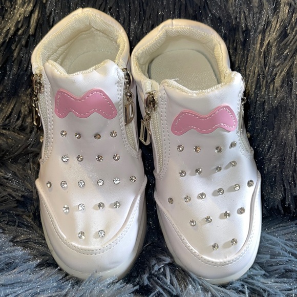 Shoes Little Girl Sneakers Poshmark